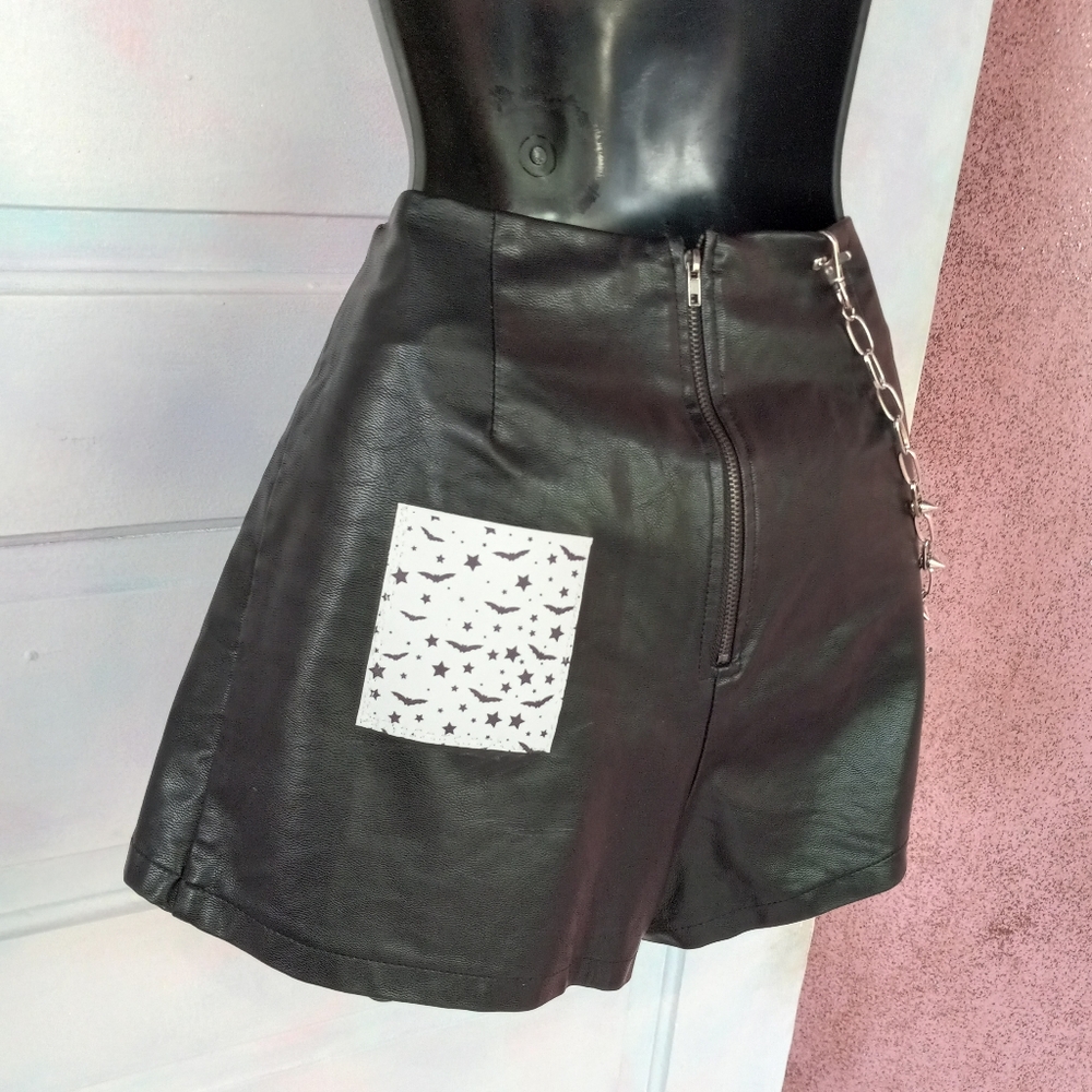💥Host Pick! Ooak vegan leather spooky Bat Babe custom skort w pocket SOLD @shop - Picture 10 of 13